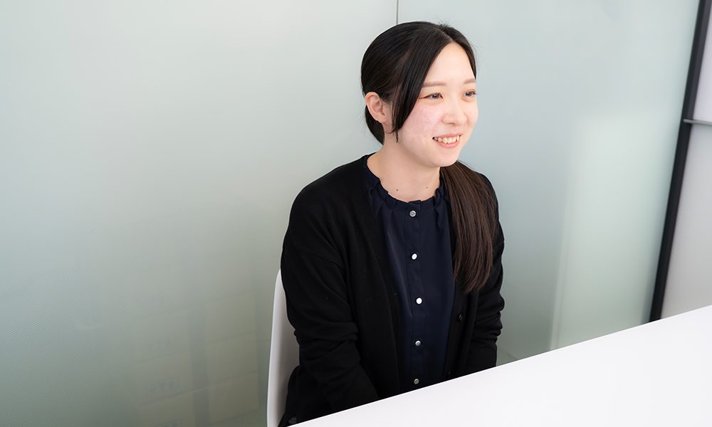 海外部社員インタビュー写真03